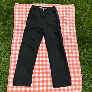 Black 90’s Boyfriend Cargo Jean 5/27